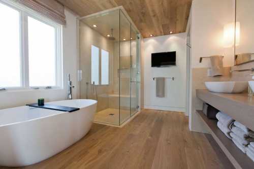 Stylish-Modern-Bathroom-renovation-Design.jpg